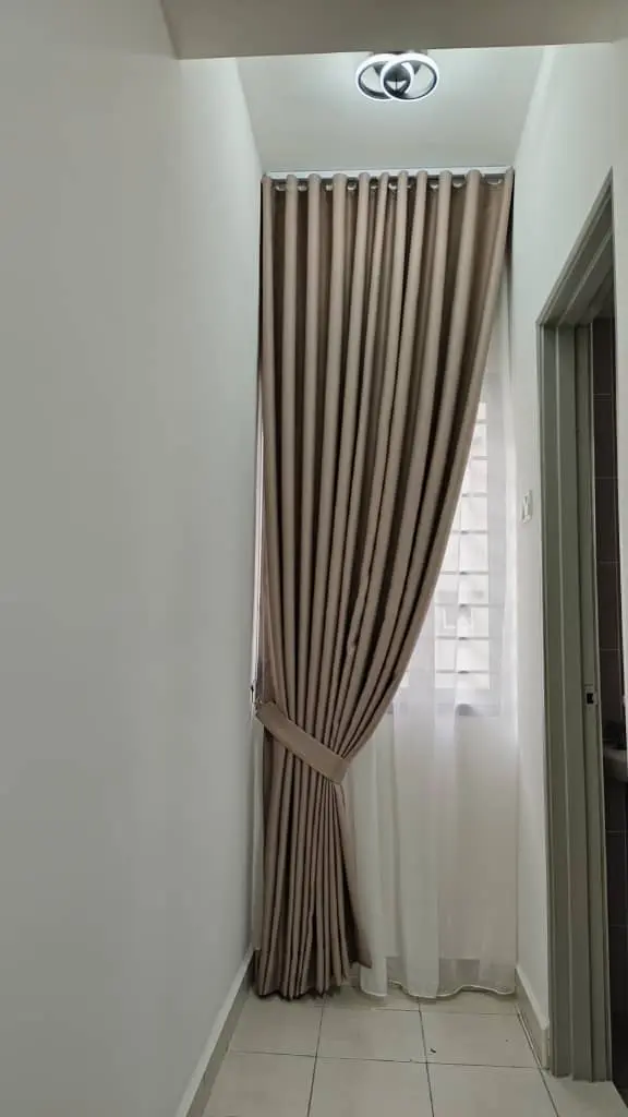 Custom pelmet and curtain set for bungalow in Ampang by Khan Amin Enterprise