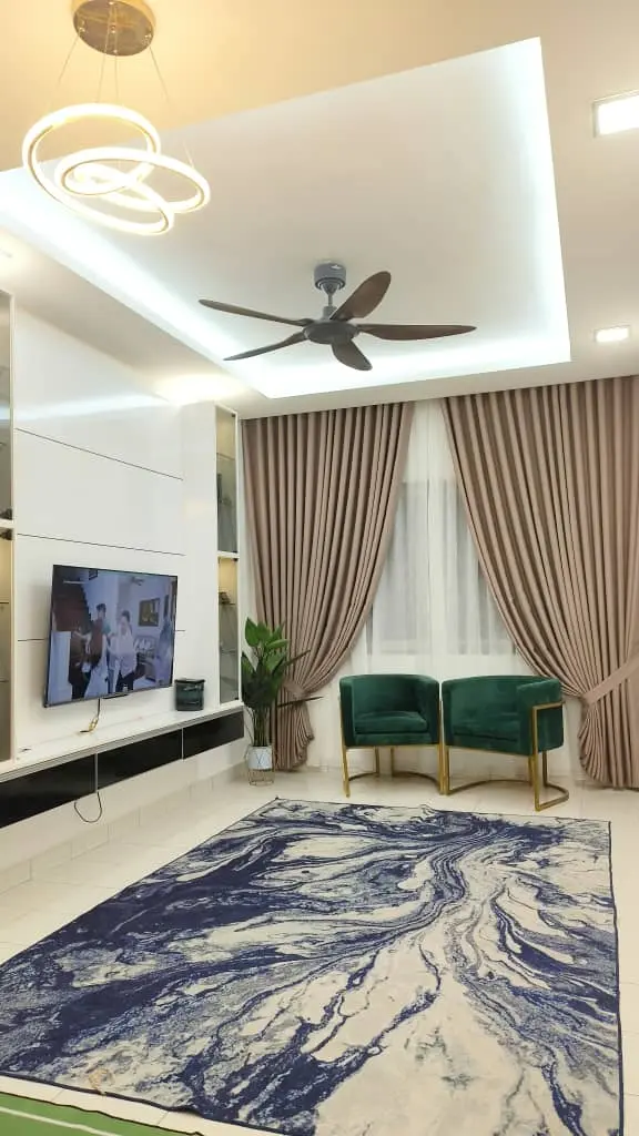 Curtain consultation