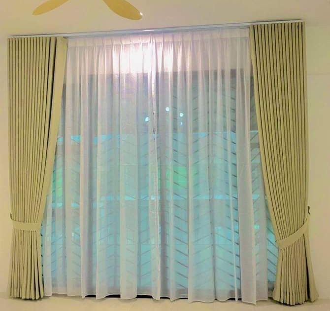 French Pleat Curtains for Guest Room